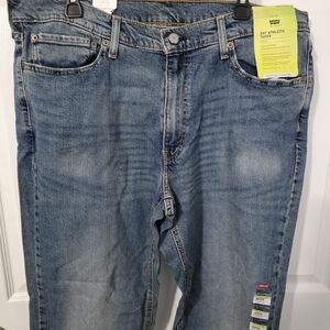 Levi's Men's Light Blue Relaxed Jeans